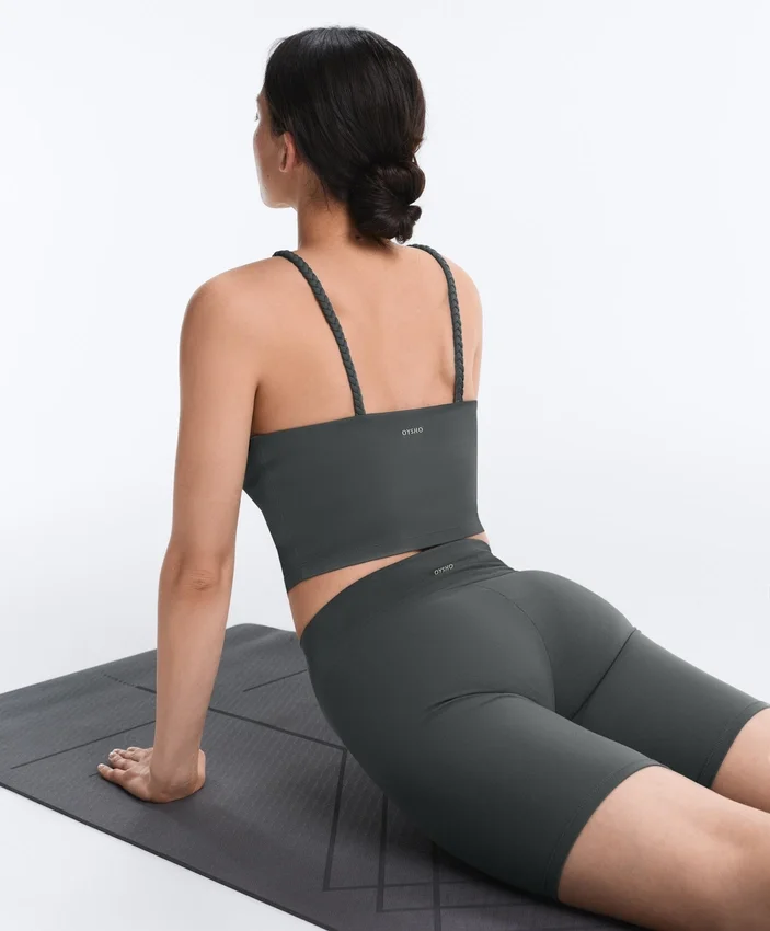 Comfortlux geflochtenes Neckholder-Top Comfortlux geflochtenes Neckholder-Top
