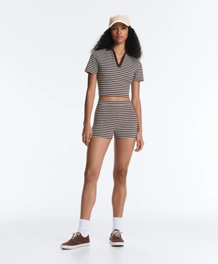 Comfortlux High-Rise Hotpants mit Streifenmuster (5 cm) Comfortlux High-Rise Hotpants mit Streifenmuster (5 cm)