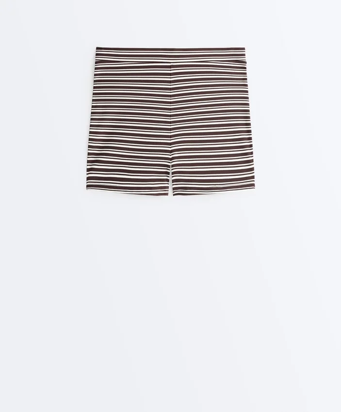 Comfortlux High-Rise Hotpants mit Streifenmuster (5 cm) Comfortlux High-Rise Hotpants mit Streifenmuster (5 cm)