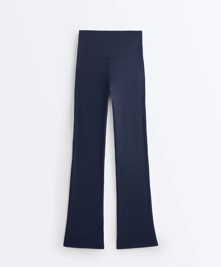 Comfortlux-Hose mit hohem Bund und ausgestelltem Bein Comfortlux-Hose mit hohem Bund und ausgestelltem Bein