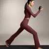 Comfortlux-Hose mit hohem Bund und ausgestelltem Bein Comfortlux-Hose mit hohem Bund und ausgestelltem Bein