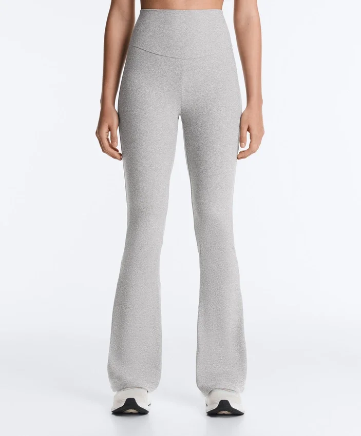 Comfortlux-Hose mit hoher Taille und ausgestelltem Bein Comfortlux-Hose mit hoher Taille und ausgestelltem Bein