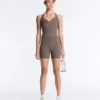 Comfortlux Kurzer Jumpsuit mit gekreuzten Trägern