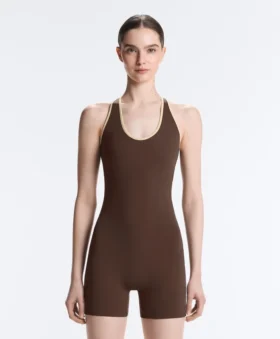 Comfortlux Kurzer Jumpsuit mit Kontrast