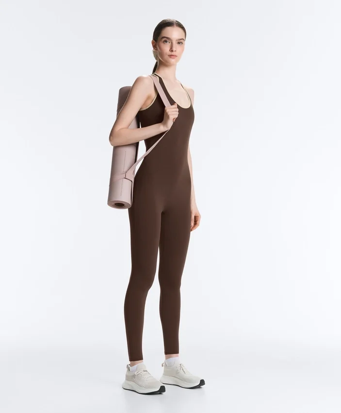 Comfortlux langer Jumpsuit mit Paspelierung Comfortlux langer Jumpsuit mit Paspelierung