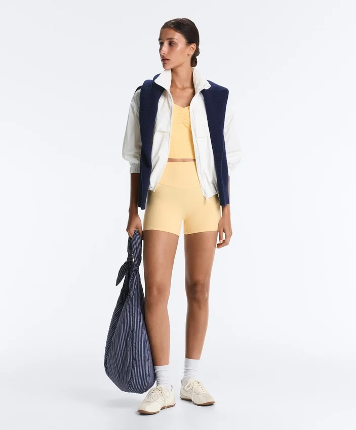 Comfortlux Top mit gekreuzten Trägern Comfortlux Top mit gekreuzten Trägern
