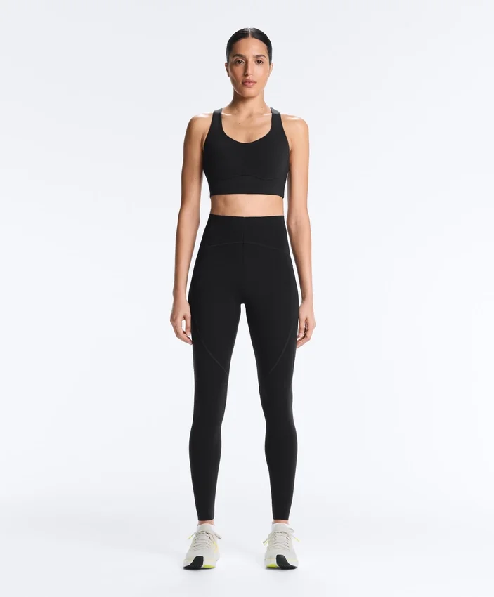 Compressive-Sport-BH mit mittlerem Halt und Cups Compressive-Sport-BH mit mittlerem Halt und Cups