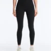 Compressive Leggings mit hoher Taille und Knöchellänge, mit Tasche Compressive Leggings mit hoher Taille und Knöchellänge, mit Tasche