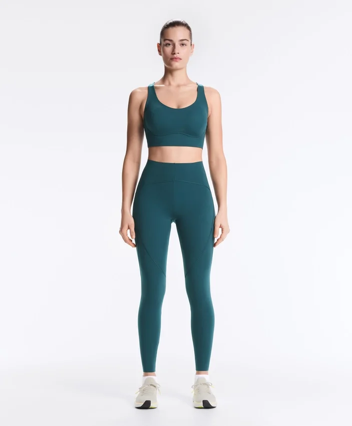 Compressive-Sport-BH mit mittlerem Halt und Cups Compressive-Sport-BH mit mittlerem Halt und Cups