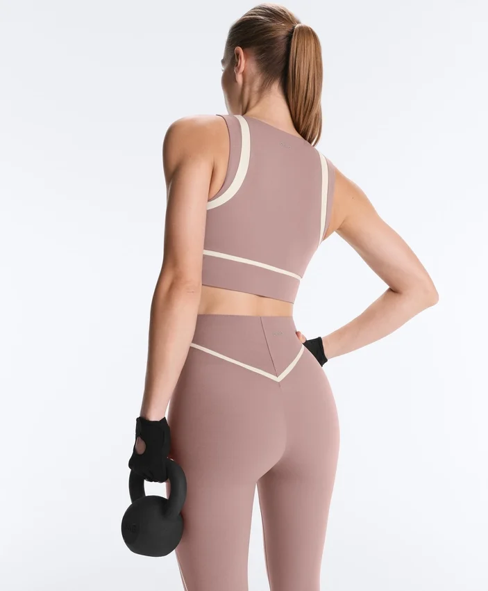 Compressive-Tops mit Kontrast Compressive-Tops mit Kontrast