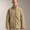 Diamantgesteppte Jacke aus Kunstfell Diamantgesteppte Jacke aus Kunstfell