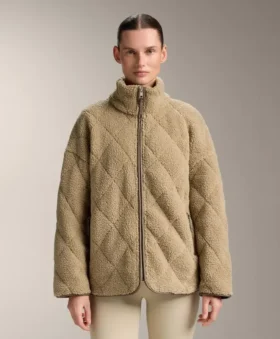 Diamantgesteppte Jacke aus Kunstfell