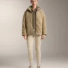 Diamantgesteppte Jacke aus Kunstfell Diamantgesteppte Jacke aus Kunstfell