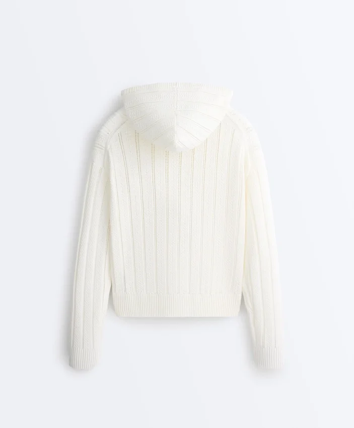 Durchbrochene Strickjacke mit Kapuze Durchbrochene Strickjacke mit Kapuze