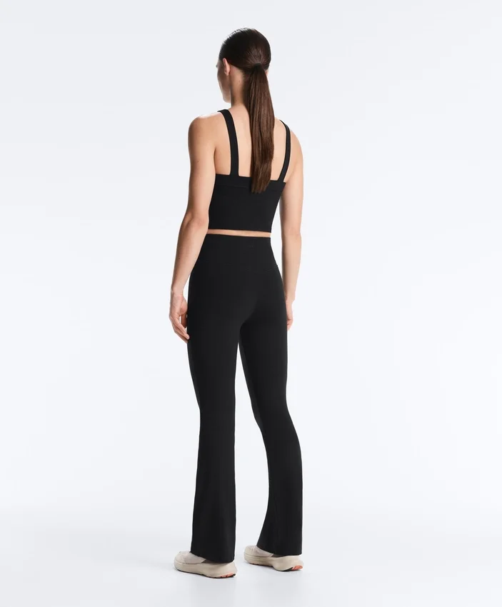 Evermove-Hose mit hoher Taille und ausgestelltem Bein Evermove-Hose mit hoher Taille und ausgestelltem Bein
