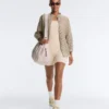 Evermove-Jumpsuit mit quadratischem Ausschnitt an den Shorts Evermove-Jumpsuit mit quadratischem Ausschnitt an den Shorts