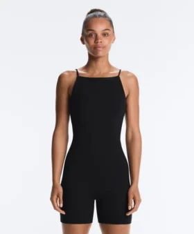 Evermove Kurzer Jumpsuit mit offenem Rücken