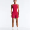 Evermove Kurzer Jumpsuit mit offenem Rücken Evermove Kurzer Jumpsuit mit offenem Rücken