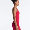 Evermove Kurzer Jumpsuit mit offenem Rücken Evermove Kurzer Jumpsuit mit offenem Rücken