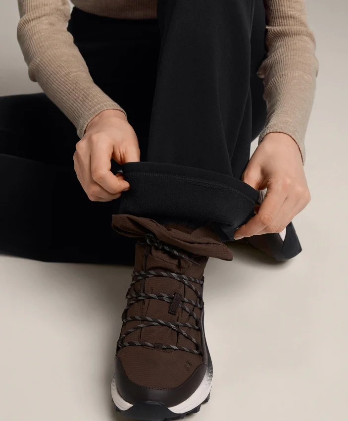 Flare Extra Warm Nahtlose Hose mit extra hoher Leibhöhe Flare Extra Warm Nahtlose Hose mit extra hoher Leibhöhe