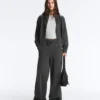 Gerade geschnittene Hose aus einer Baumwoll-Fleece-Mischung Gerade geschnittene Hose aus einer Baumwoll-Fleece-Mischung