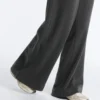 Gerade geschnittene Hose aus einer Baumwoll-Fleece-Mischung Gerade geschnittene Hose aus einer Baumwoll-Fleece-Mischung