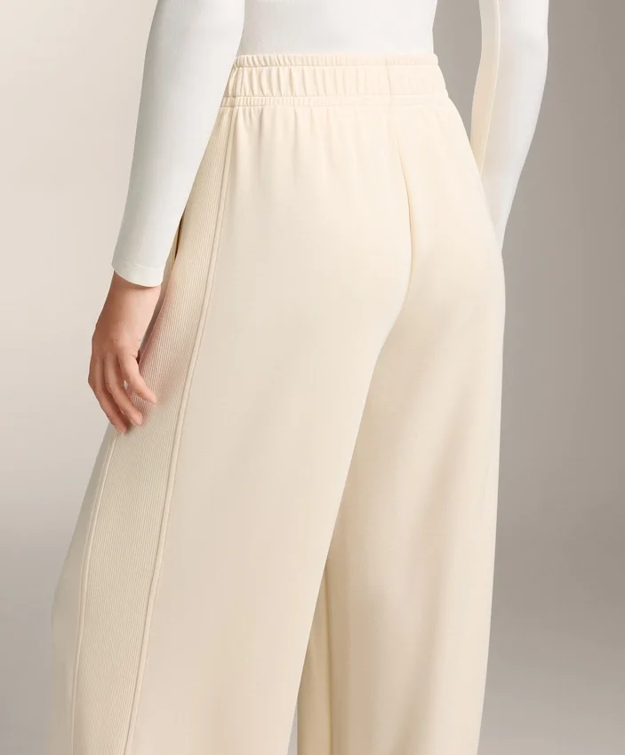 Gerade Hose mit geripptem Saum und Soft Touch-Modal Gerade Hose mit geripptem Saum und Soft Touch-Modal