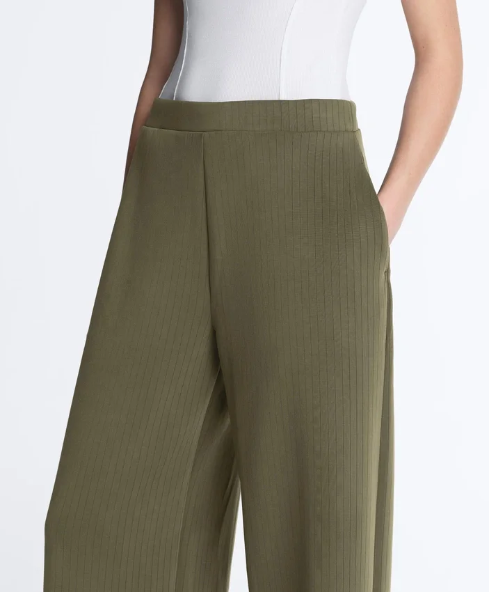 Geradlinige, gestreifte Hose mit Soft Touch-Modal Geradlinige, gestreifte Hose mit Soft Touch-Modal