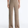 Geradlinige Hose aus Rippstrick Geradlinige Hose aus Rippstrick