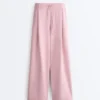 Geradlinige Plissee-Hose aus Baumwollpiqué Geradlinige Plissee-Hose aus Baumwollpiqué