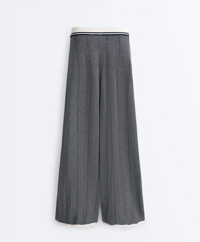 Geradlinige Strickhose mit Fischgrätenmuster Geradlinige Strickhose mit Fischgrätenmuster