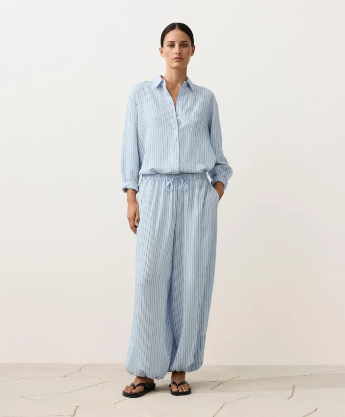 Gestreifte Bloomer-Hose aus Modal-Mischgewebe Gestreifte Bloomer-Hose aus Modal-Mischgewebe