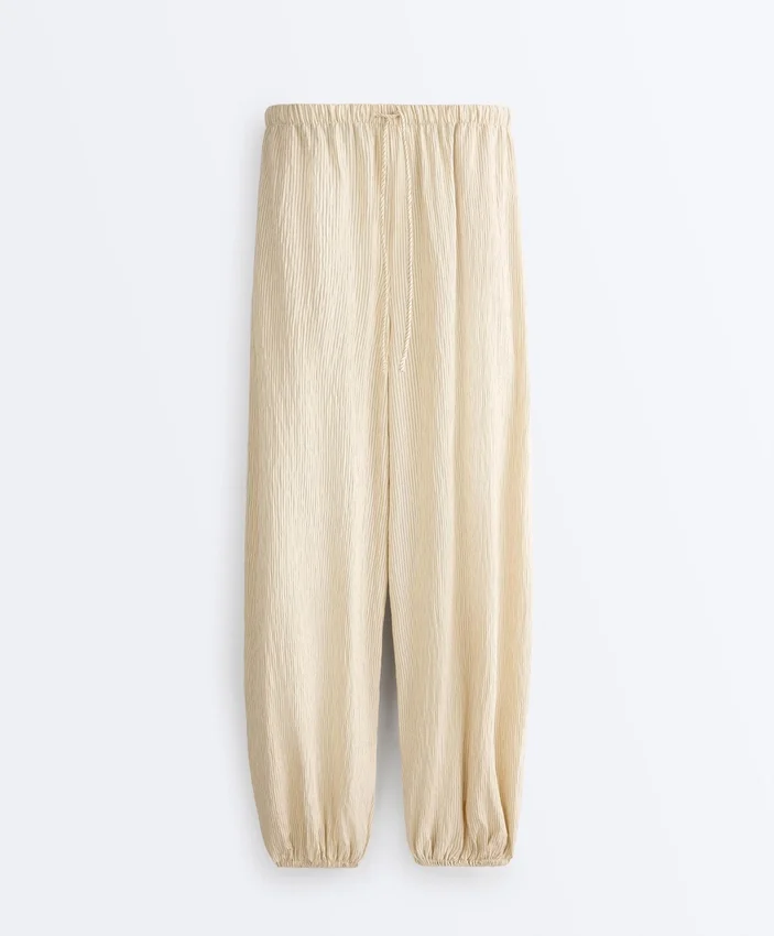 Gestreifte Bloomer-Hose aus Modal-Mischgewebe Gestreifte Bloomer-Hose aus Modal-Mischgewebe