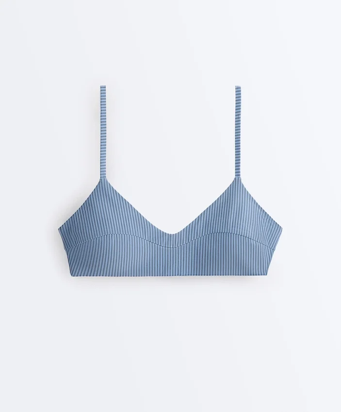 Gestreiftes Bikini-Oberteil Gestreiftes Bikini-Oberteil