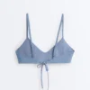 Gestreiftes Bikini-Oberteil Gestreiftes Bikini-Oberteil
