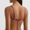 Gestreiftes Triangel-Oberteil für Bikinis Gestreiftes Triangel-Oberteil für Bikinis