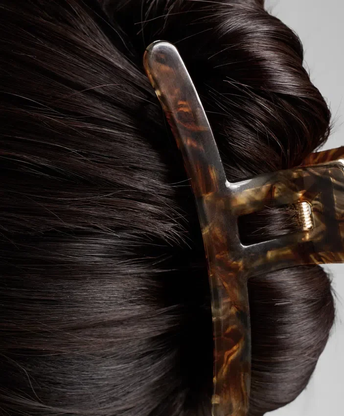 Grosse Haarschmuck-Spange aus Metall Grosse Haarschmuck-Spange aus Metall