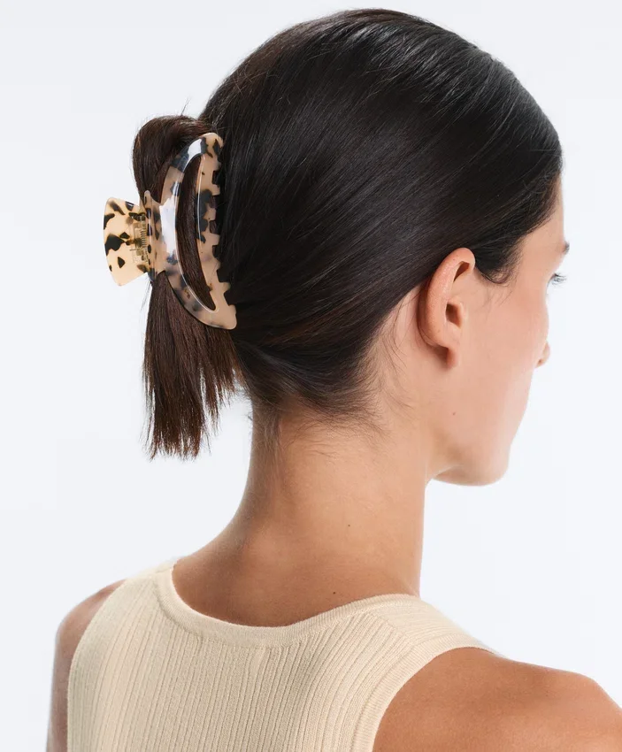 Grosse Haarschmuck-Spange in Schildpattoptik Grosse Haarschmuck-Spange in Schildpattoptik