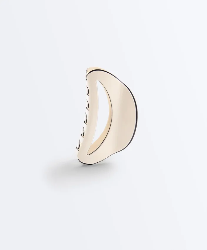 Grosse Haarschmuck-Spange mit Paspel Grosse Haarschmuck-Spange mit Paspel