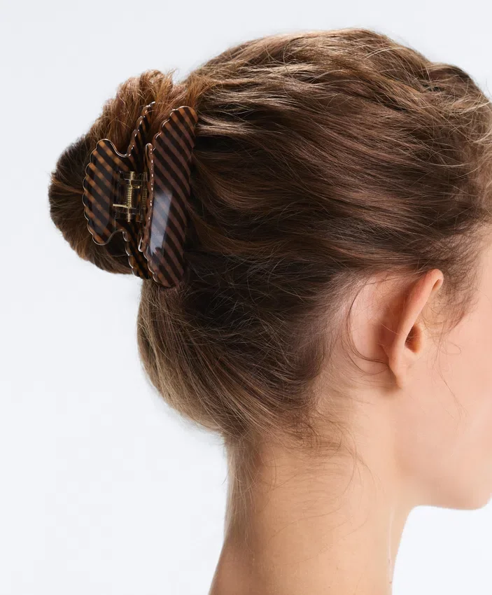 Haarschmuck mit Vichy-Karomuster Haarschmuck mit Vichy-Karomuster