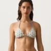 Häkel-Bikinis mit kontrastierenden Wellen und Triangel-Oberteil Häkel-Bikinis mit kontrastierenden Wellen und Triangel-Oberteil
