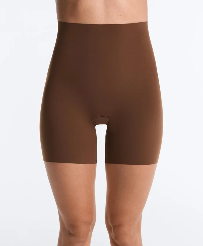 Hoch taillierte, unsichtbare, lasergeschnittene Biker-Leggings Hoch taillierte, unsichtbare, lasergeschnittene Biker-Leggings