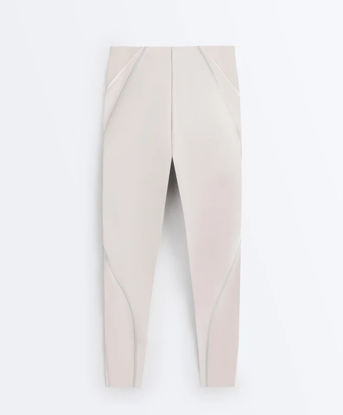 Hochgeschnittene, kompressive, reflektierende Core Control-Leggings in Knöchellänge Hochgeschnittene, kompressive, reflektierende Core Control-Leggings in Knöchellänge