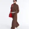 Hose mit geradem Bein aus Soft Touch-Modal und Paspelierung