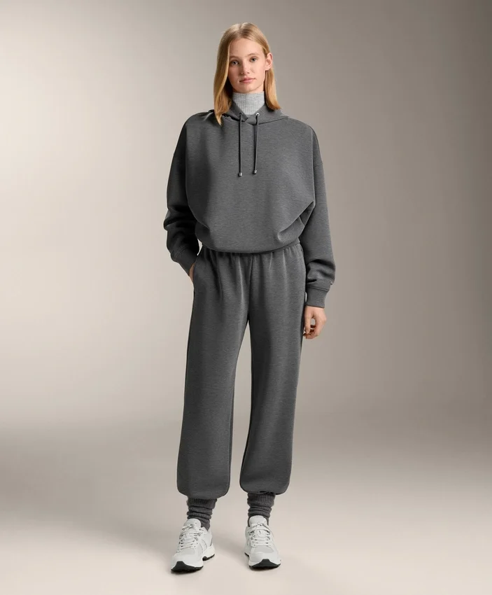 Boxy-Sweatshirt mit Kapuze aus gebürstetem Modal-Melange Boxy-Sweatshirt mit Kapuze aus gebürstetem Modal-Melange