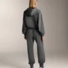 Boxy-Sweatshirt mit Kapuze aus gebürstetem Modal-Melange Boxy-Sweatshirt mit Kapuze aus gebürstetem Modal-Melange