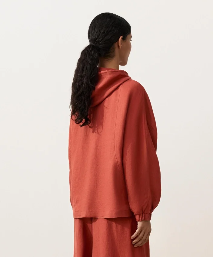 Kapuzenjacke aus 100 % Leinen Kapuzenjacke aus 100 % Leinen