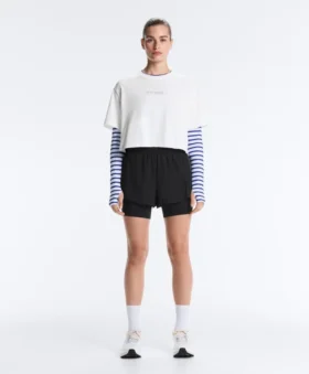 Kastenförmiges, kurzes T-Shirt aus Baumwollmischung mit Aufdruck