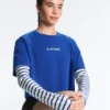 Kastenförmiges, kurzes T-Shirt aus Baumwollmischung mit Aufdruck