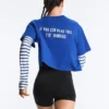 Kastenförmiges, kurzes T-Shirt aus Baumwollmischung mit Aufdruck